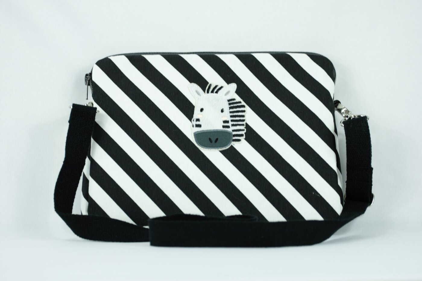 Obal na iPad (10,2")- Zebra