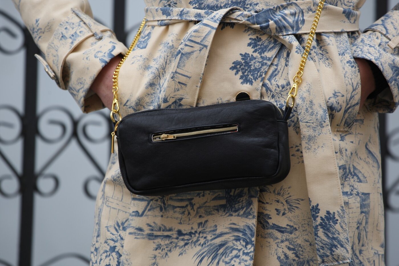 Kožená tmavě modrá kabelka Mila